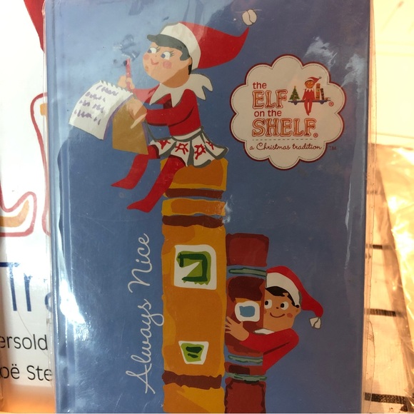 Elf on the Shelf Christmas Tradition book - Picture 4 of 12